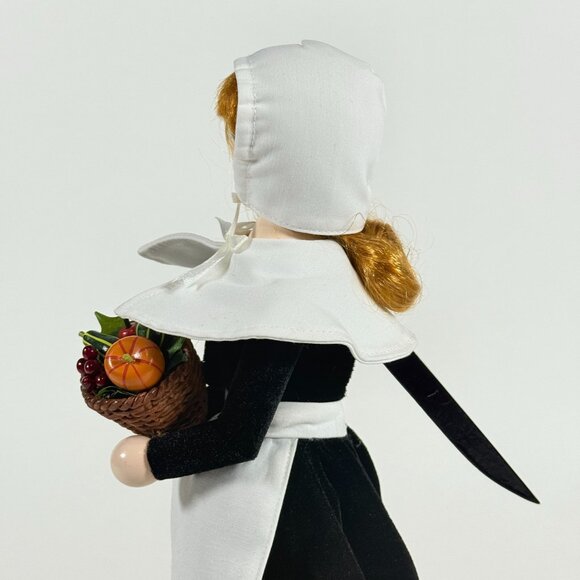 Nutcracker Village Pilgrim Girl 2004 Figurine 13" Thanksgiving Woman Decor - Picture 10 of 12